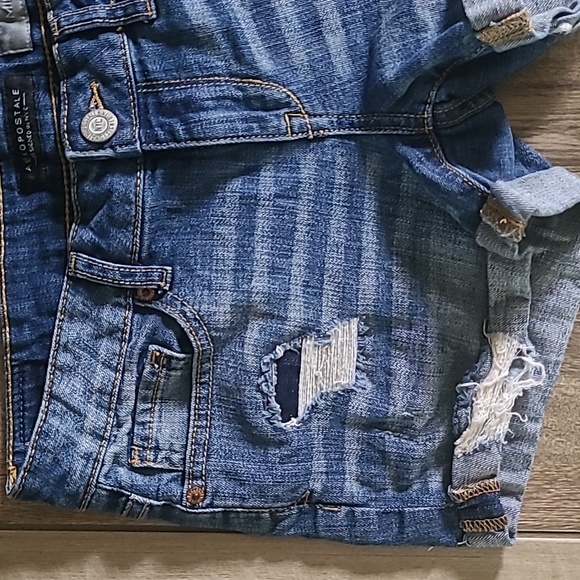 Distressed Frayed and Worn - Picture 2 of 7